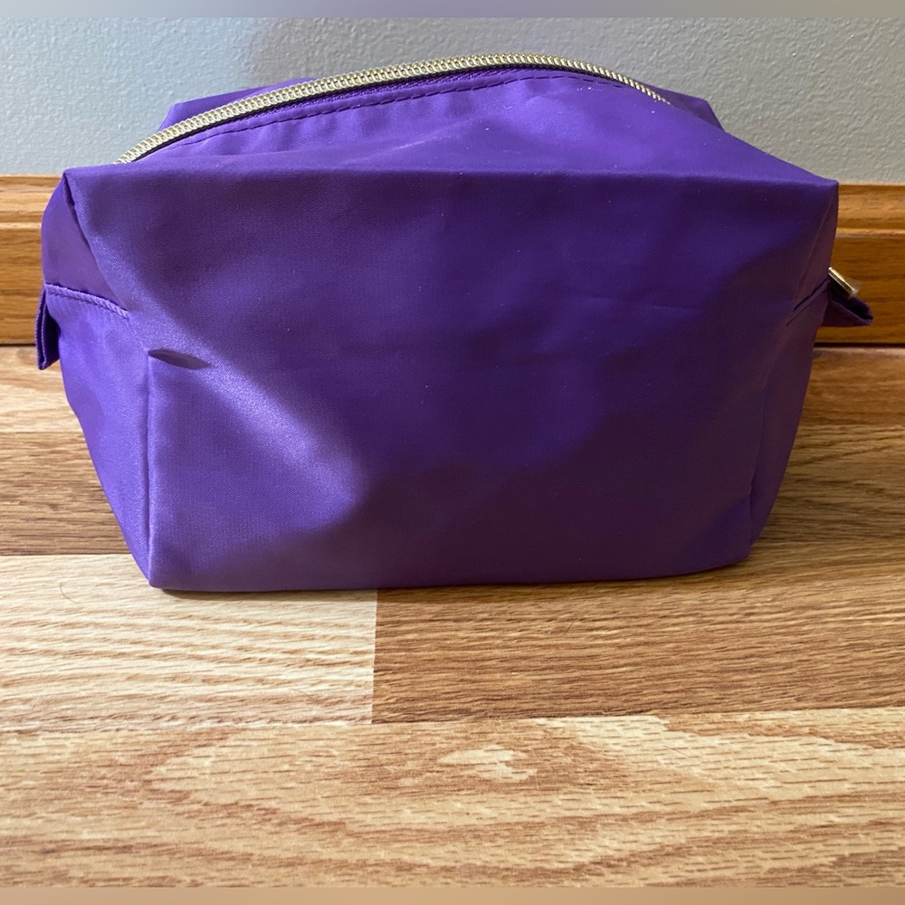 Tarte Cosmetic Pouch With Samples New - Picture 14 of 15